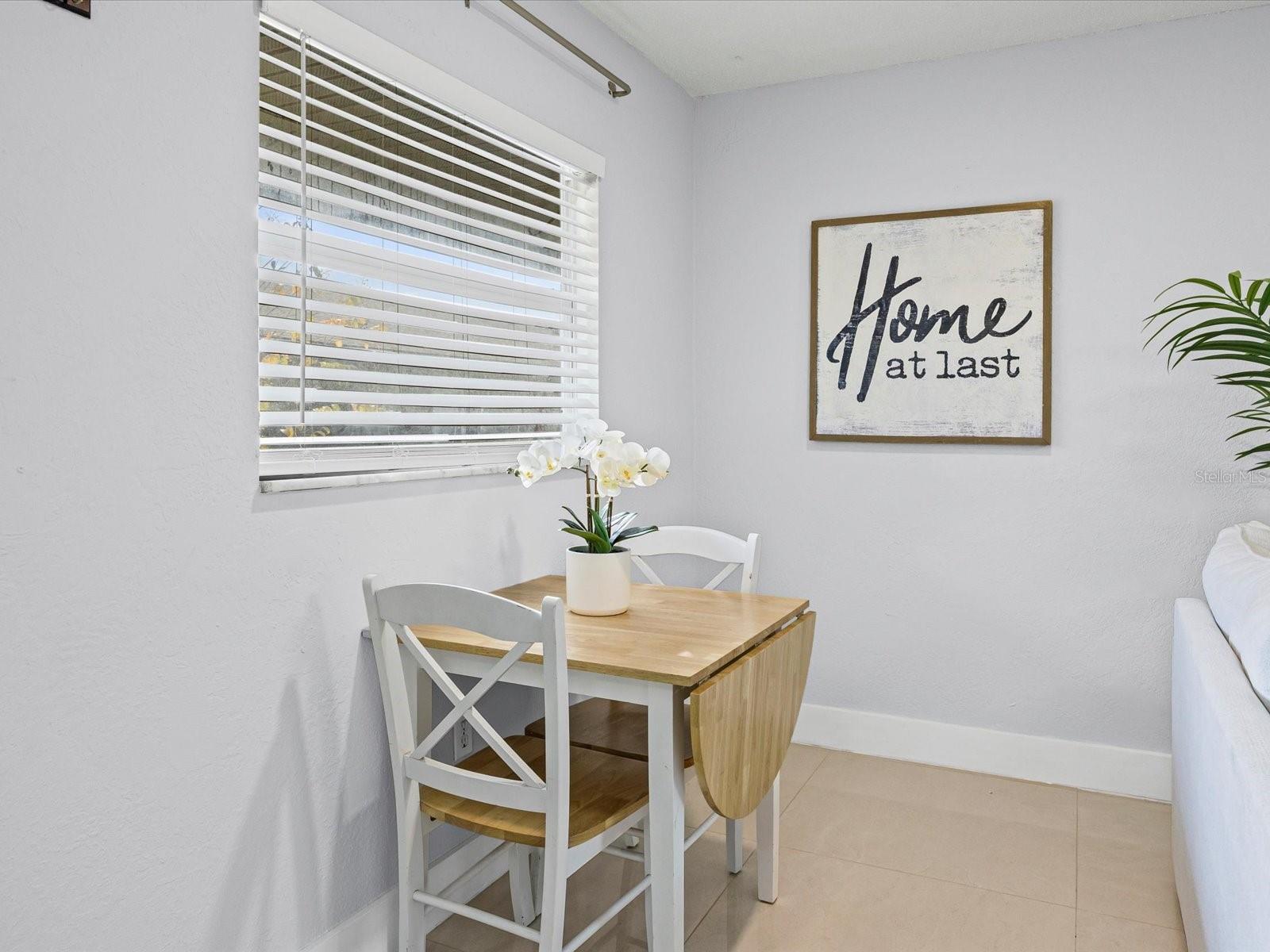 Image 11 of 24 For 851 Miles Avenue 13