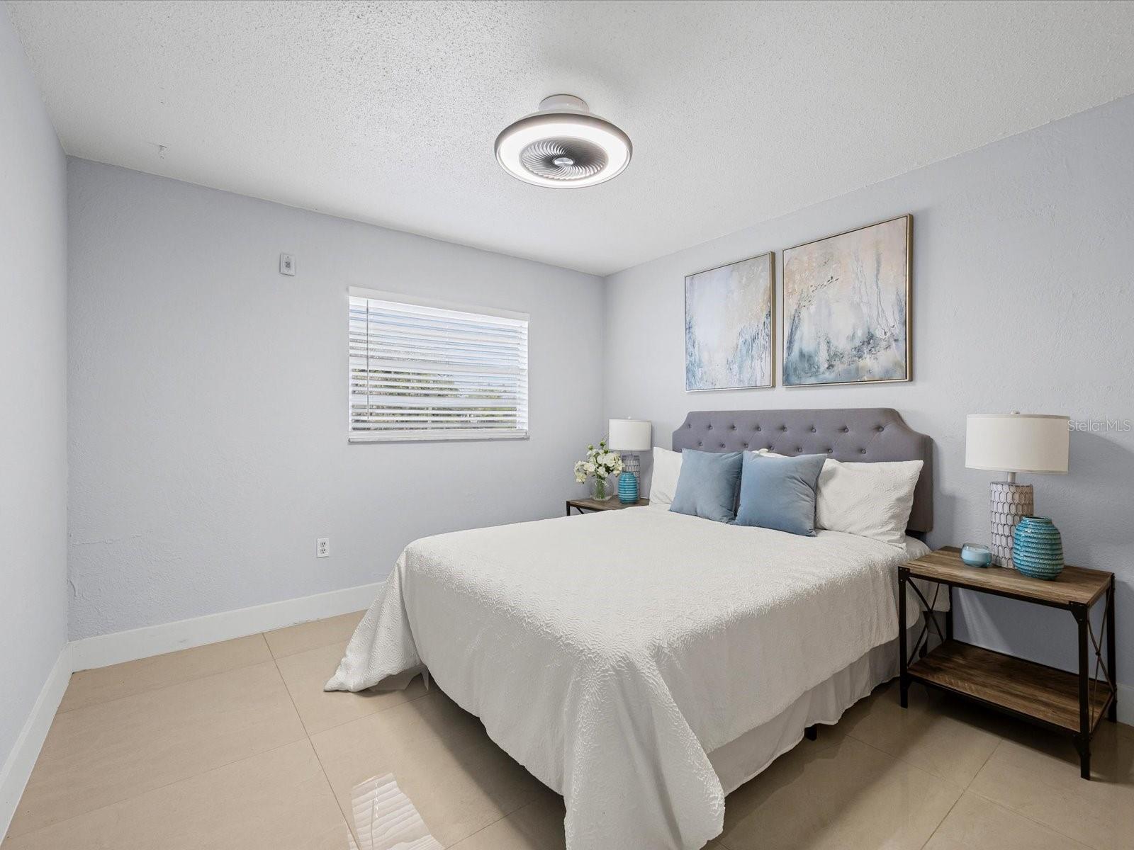 Image 15 of 24 For 851 Miles Avenue 13