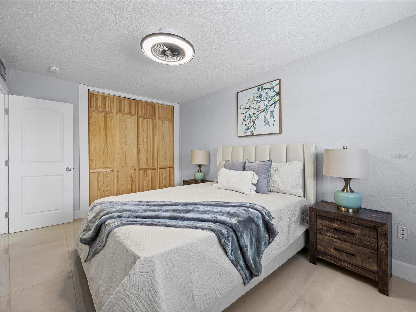 Image 21 of 24 For 851 Miles Avenue 13