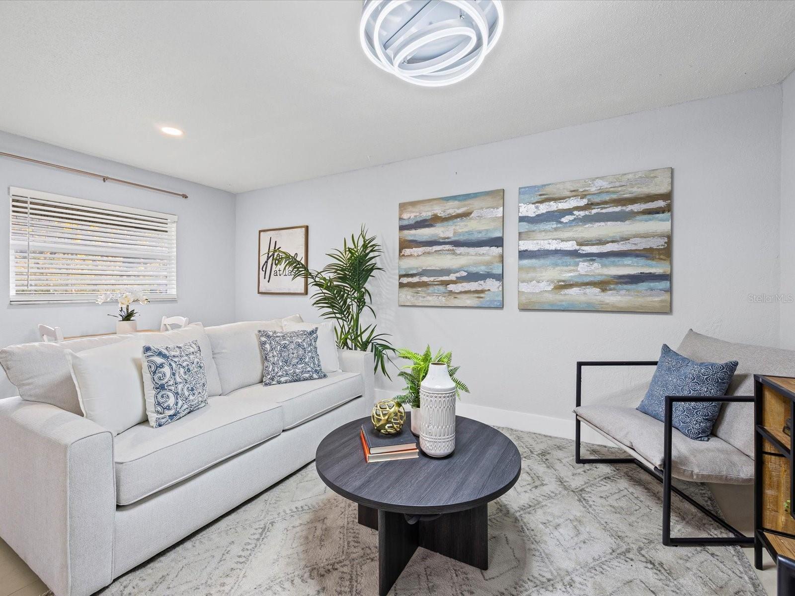 Image 5 of 24 For 851 Miles Avenue 13