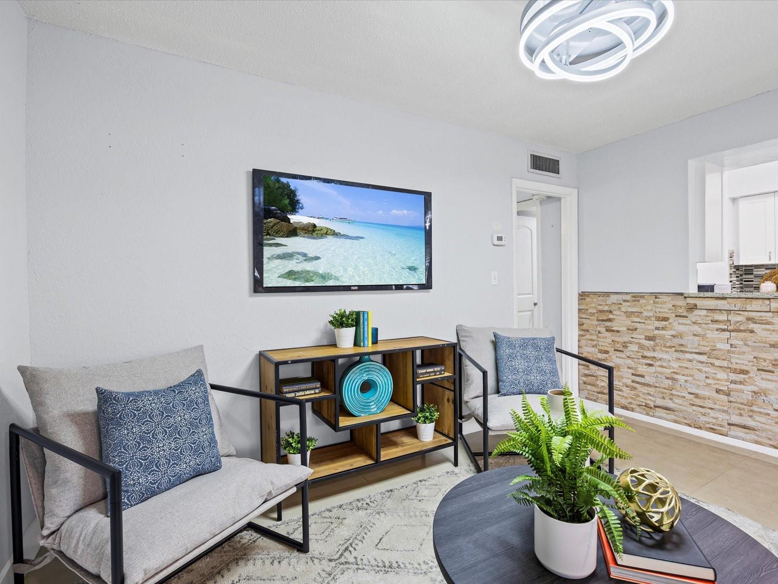 Image 6 of 24 For 851 Miles Avenue 13