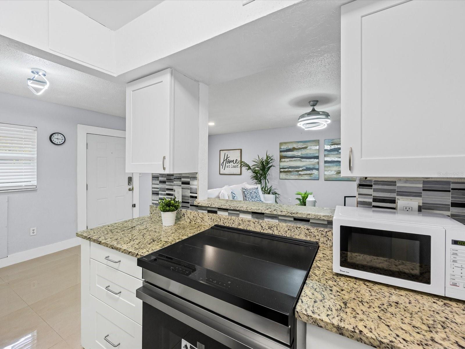 Image 9 of 24 For 851 Miles Avenue 13