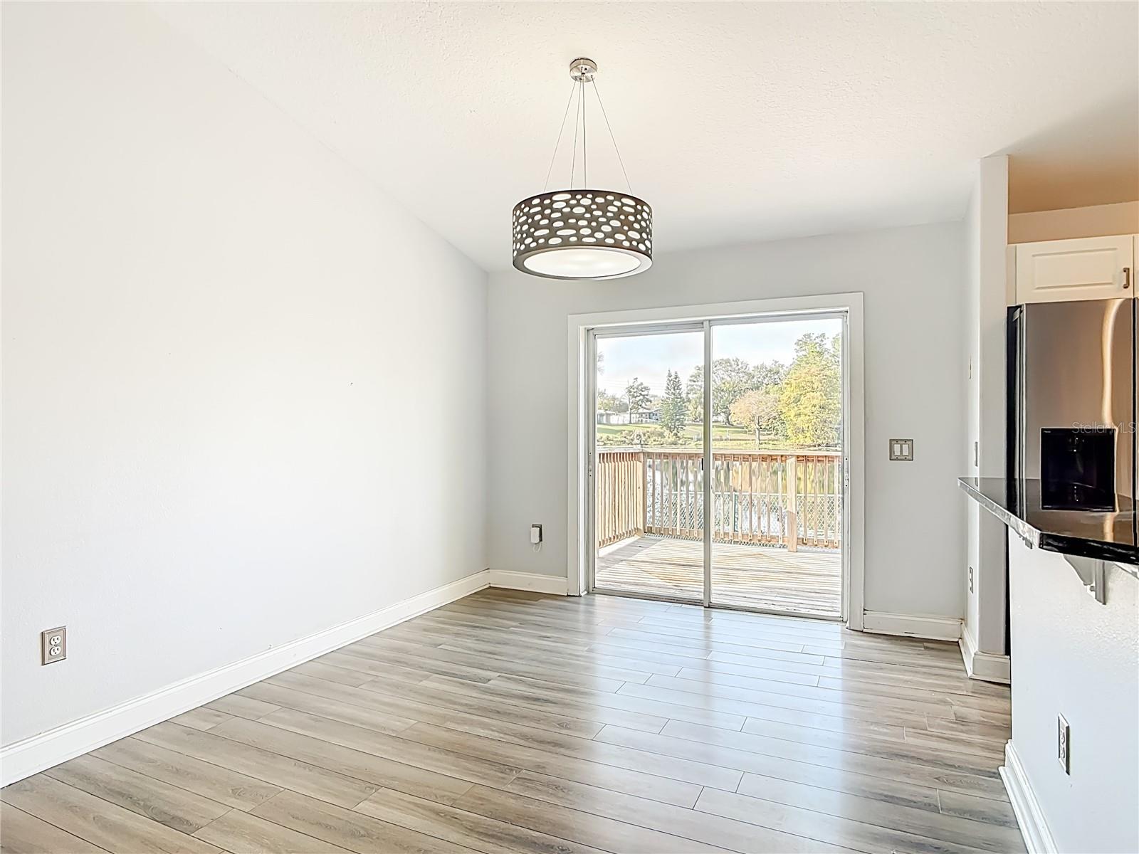 Image 16 of 60 For 1254 Briarwood Avenue