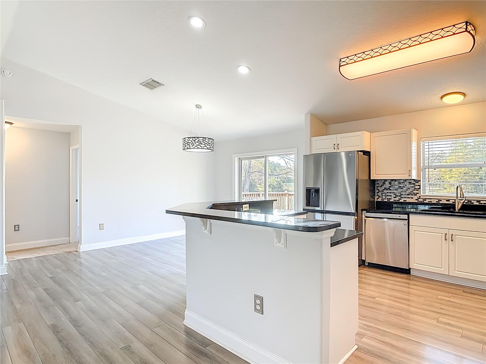 Image 24 of 60 For 1254 Briarwood Avenue