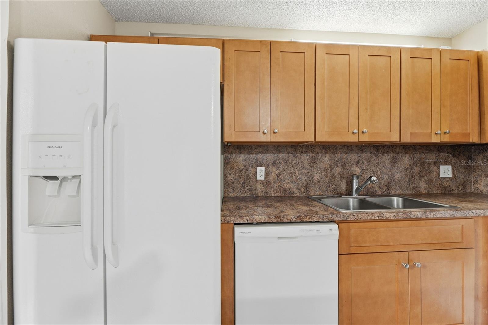 Image 11 of 33 For 238 Woodland Road