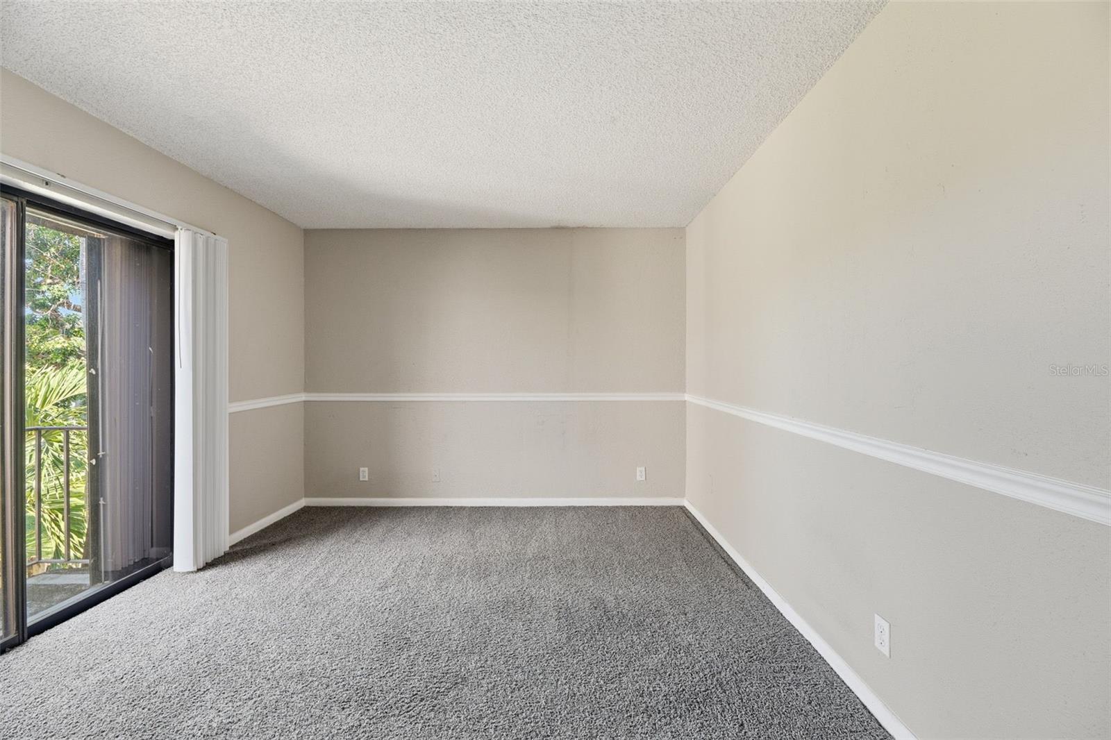 Image 16 of 33 For 238 Woodland Road