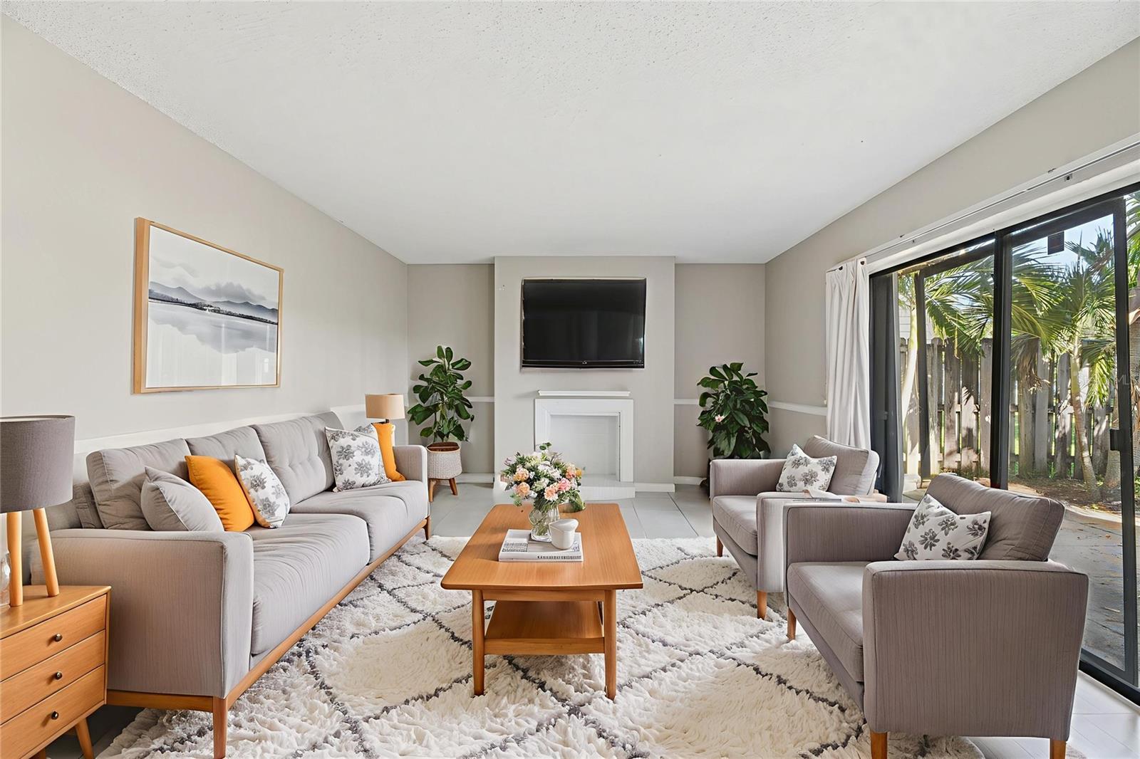 Image 2 of 33 For 238 Woodland Road