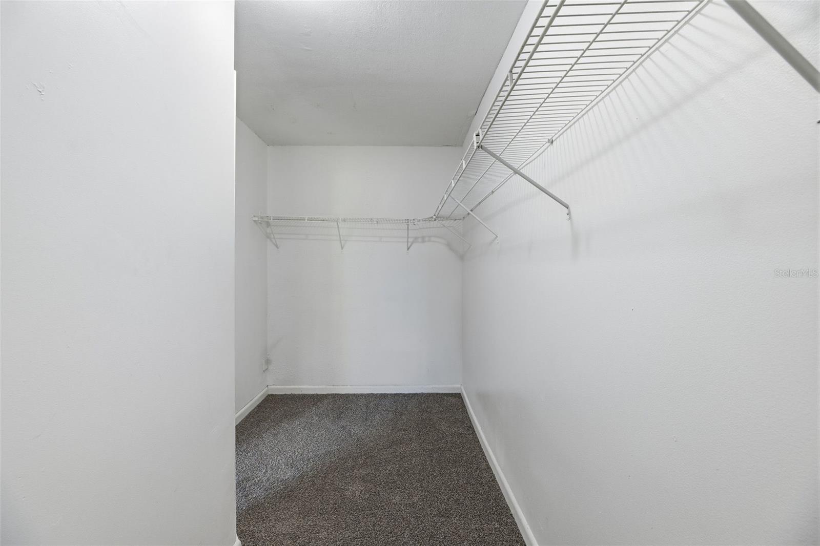 Image 20 of 33 For 238 Woodland Road