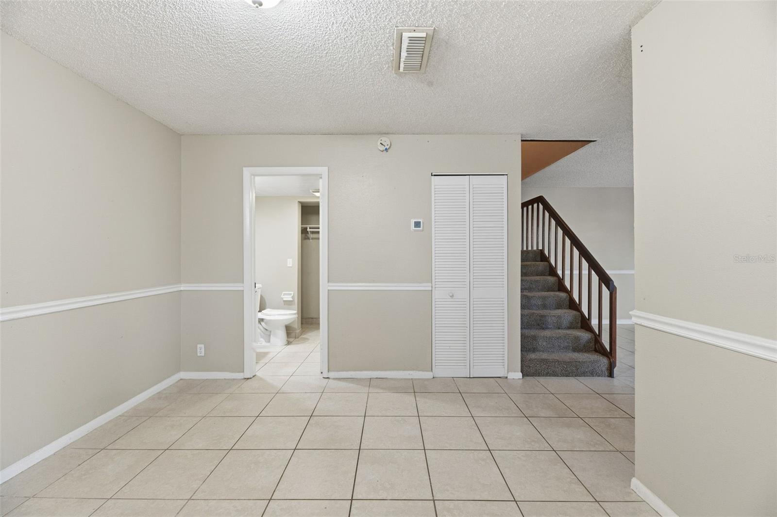 Image 25 of 33 For 238 Woodland Road