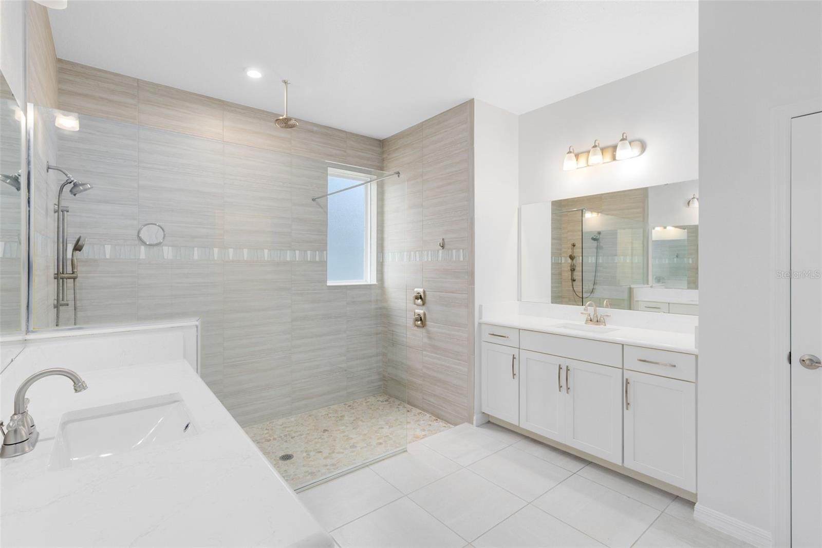 Image 11 of 38 For 1720 Hamlin Ridge Road