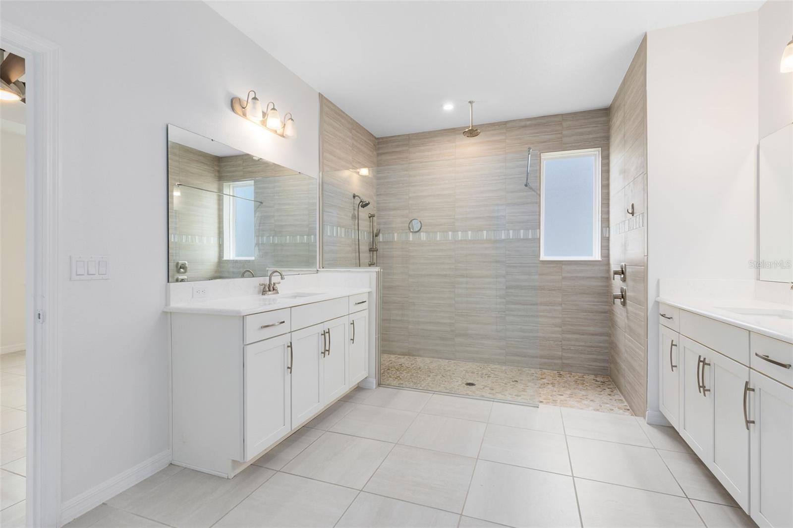 Image 12 of 38 For 1720 Hamlin Ridge Road