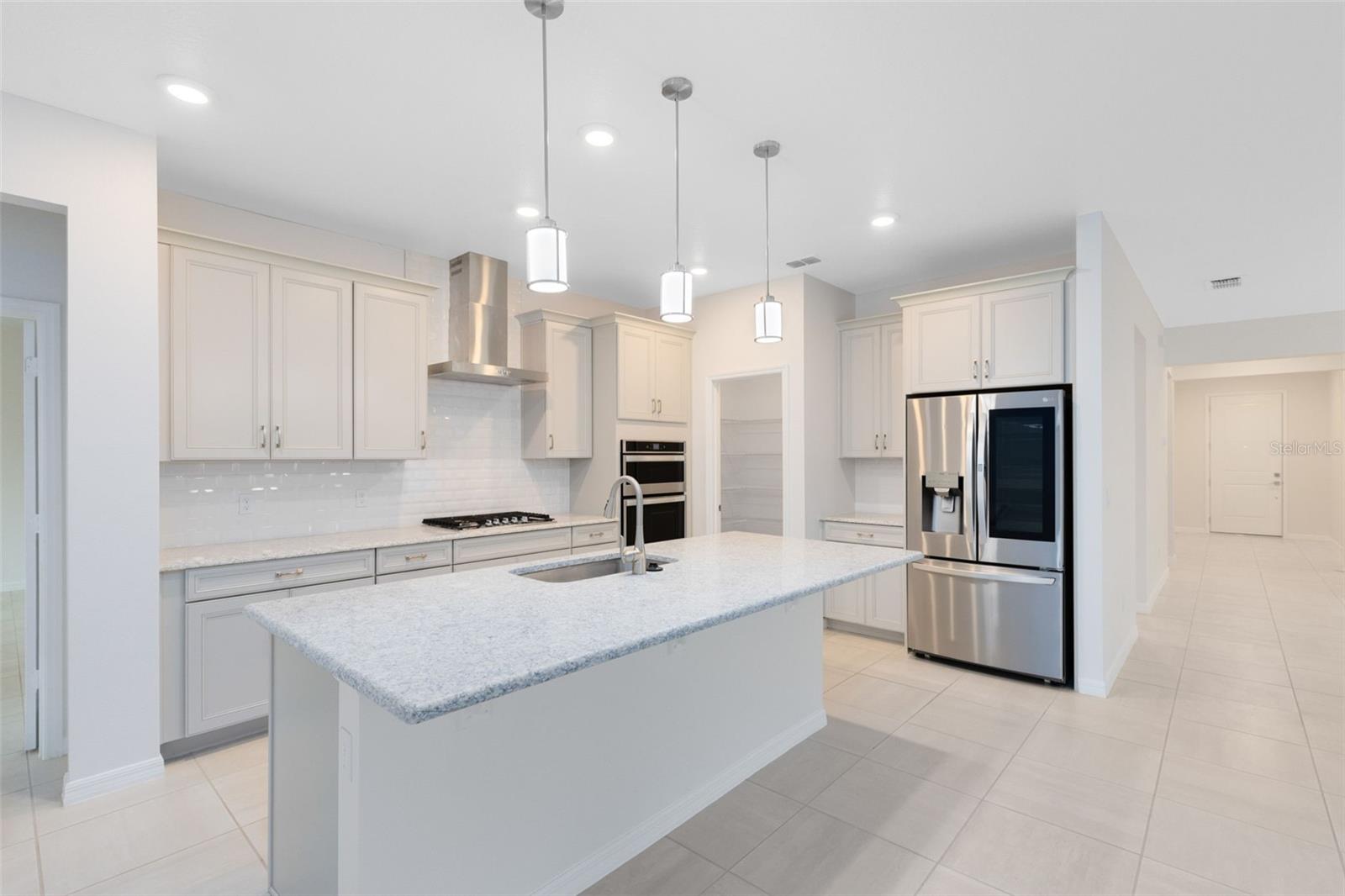 Image 4 of 38 For 1720 Hamlin Ridge Road