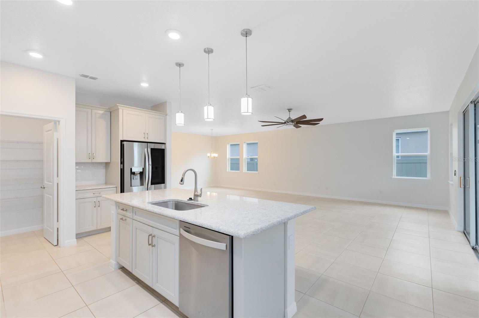 Image 5 of 38 For 1720 Hamlin Ridge Road