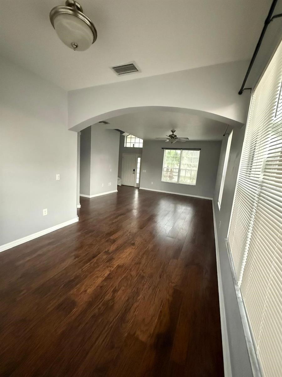 Image 5 of 60 For 14116 Entrada Drive