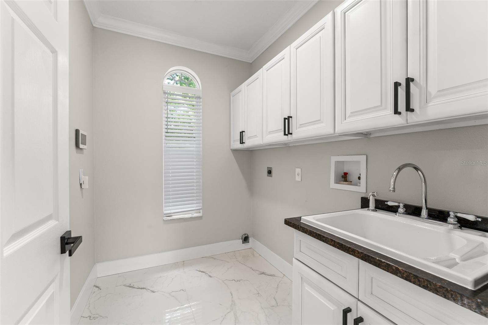 Image 25 of 73 For 109 12th Avenue