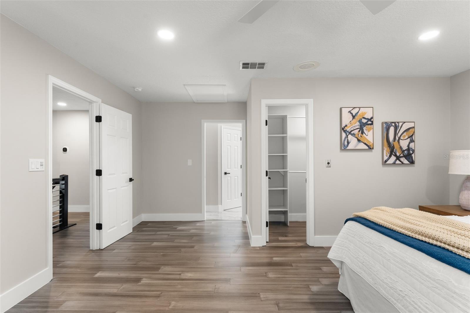 Image 40 of 73 For 109 12th Avenue