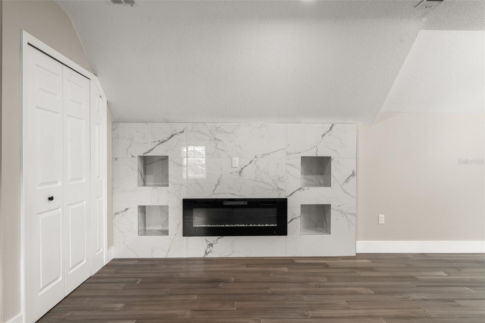 Image 55 of 73 For 109 12th Avenue