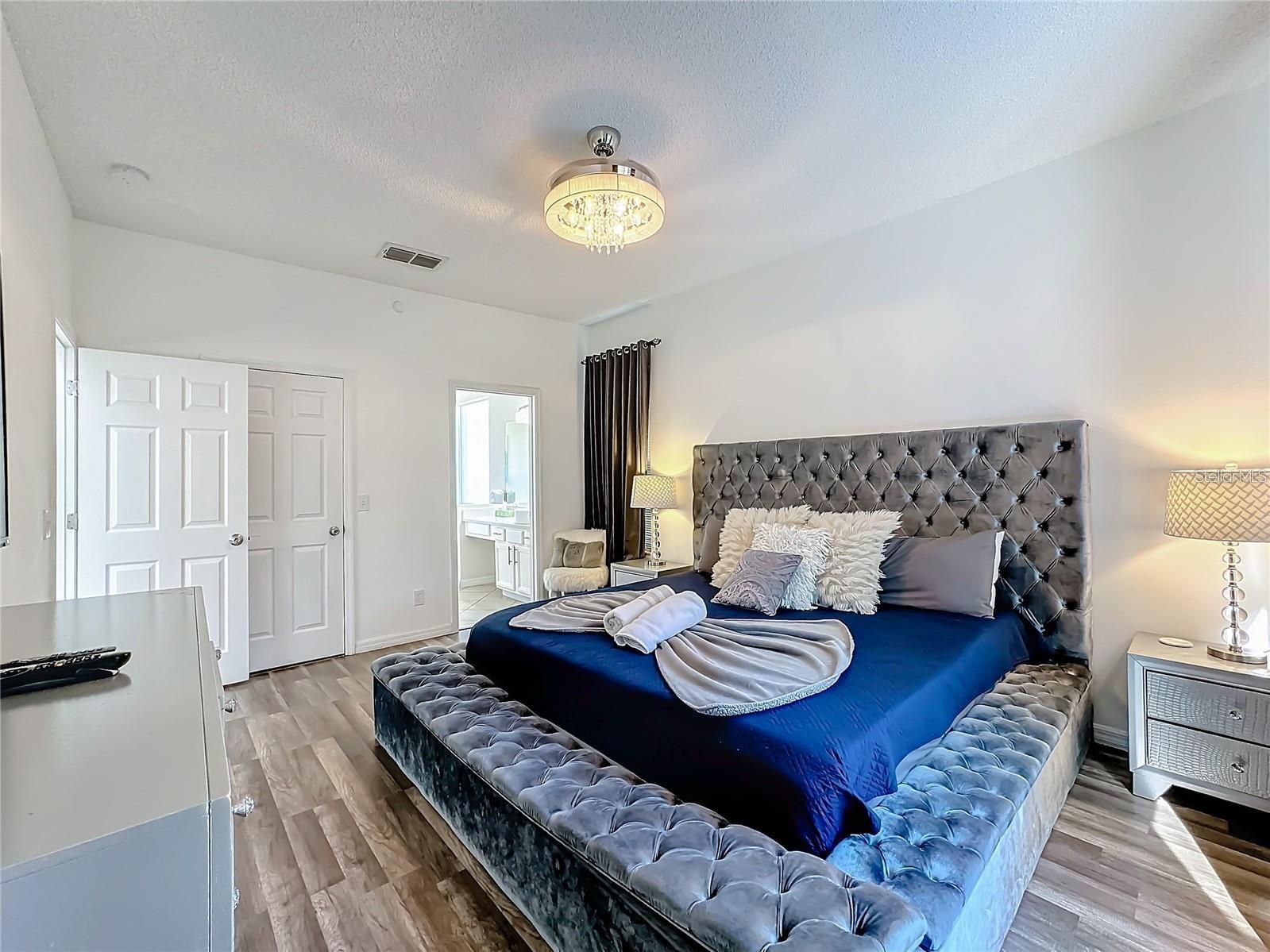 Image 28 of 49 For 2719 Lido Key Drive