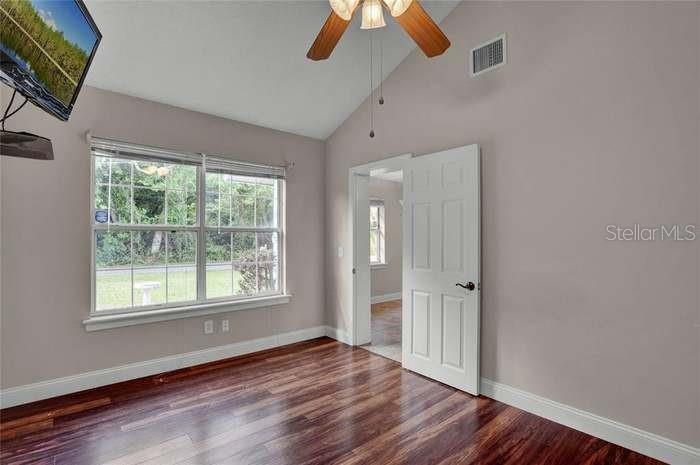 Image 19 of 25 For 7917 Carolina Lane