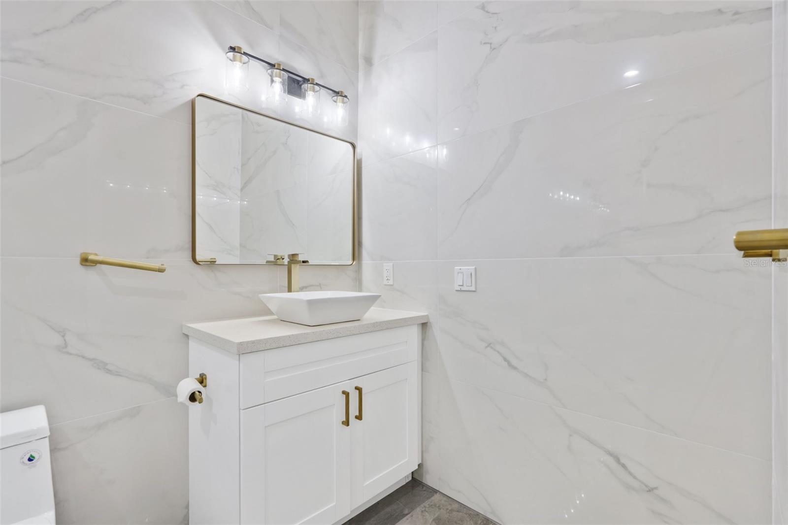 Image 24 of 97 For 10630 El Caballo Court