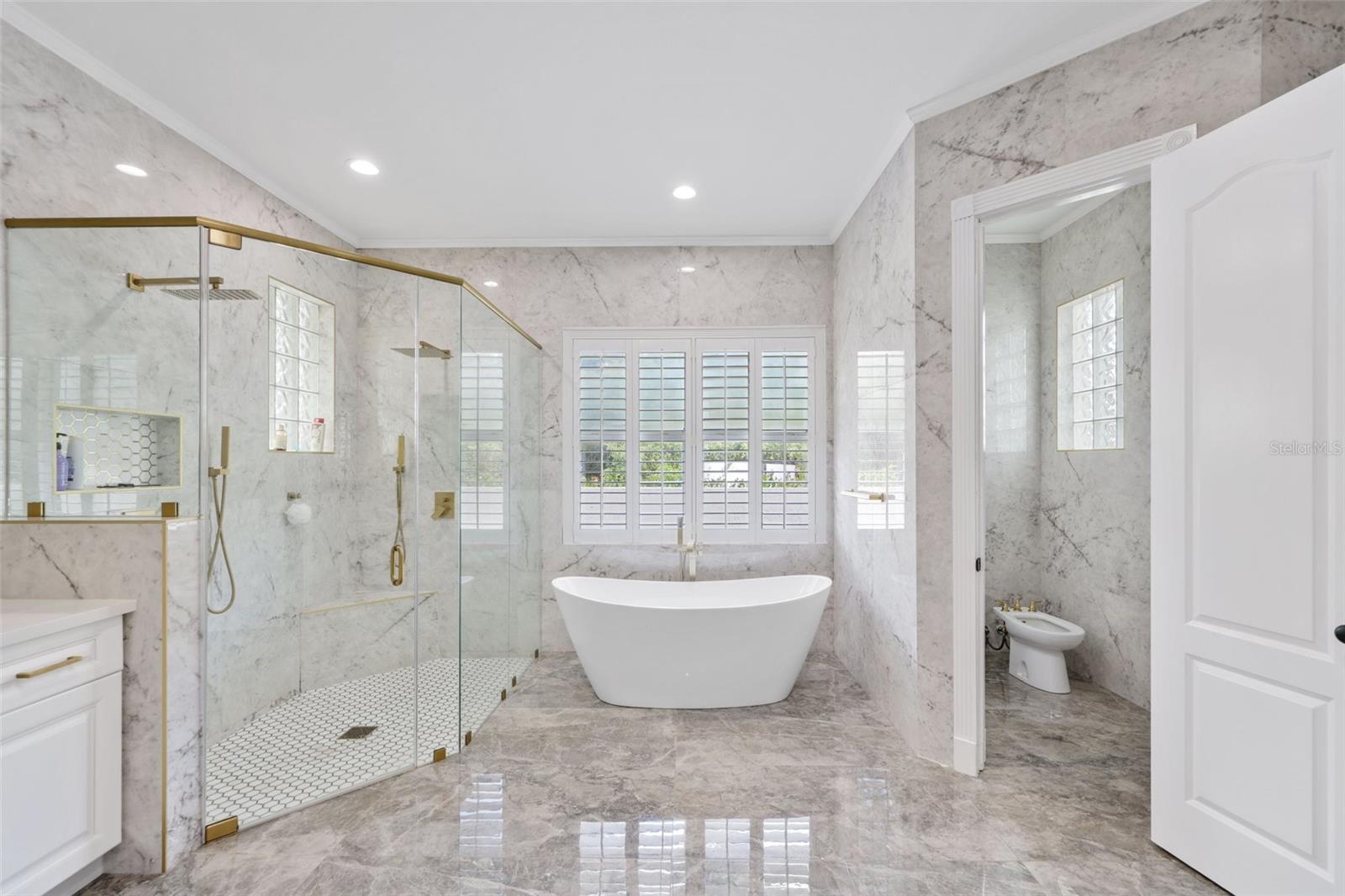 Image 28 of 97 For 10630 El Caballo Court