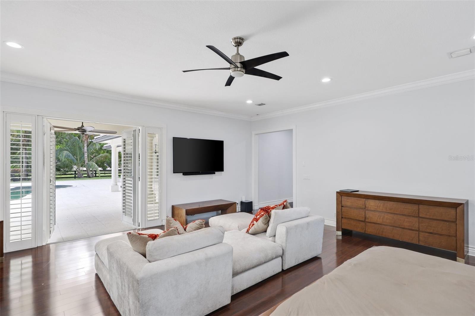 Image 32 of 97 For 10630 El Caballo Court