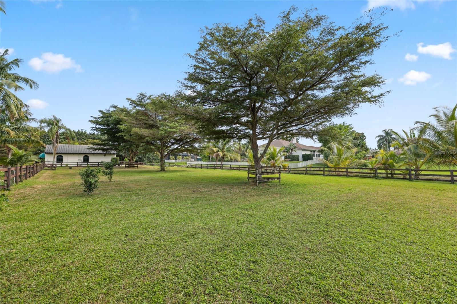 Image 60 of 97 For 10630 El Caballo Court