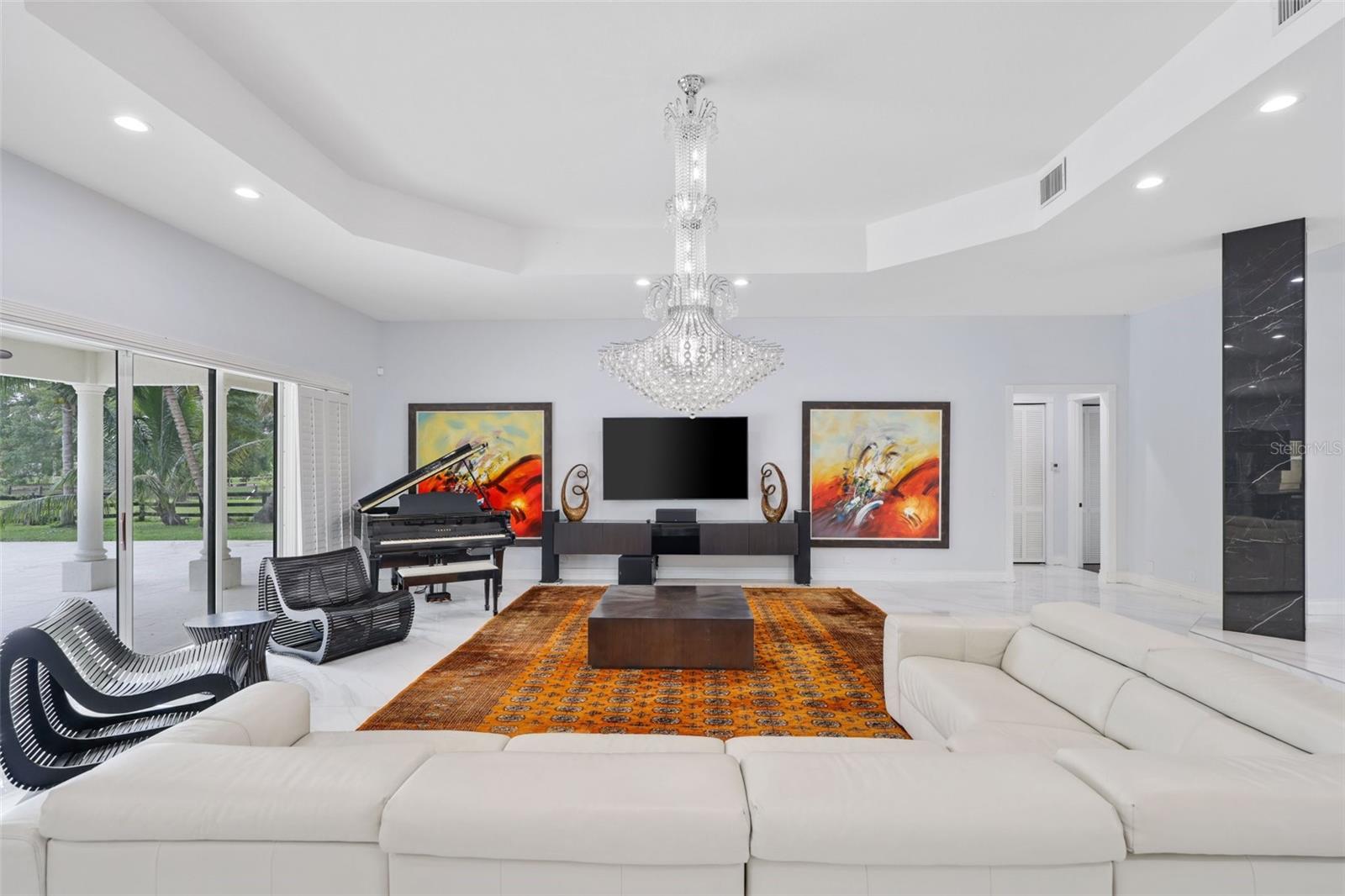 Image 7 of 97 For 10630 El Caballo Court