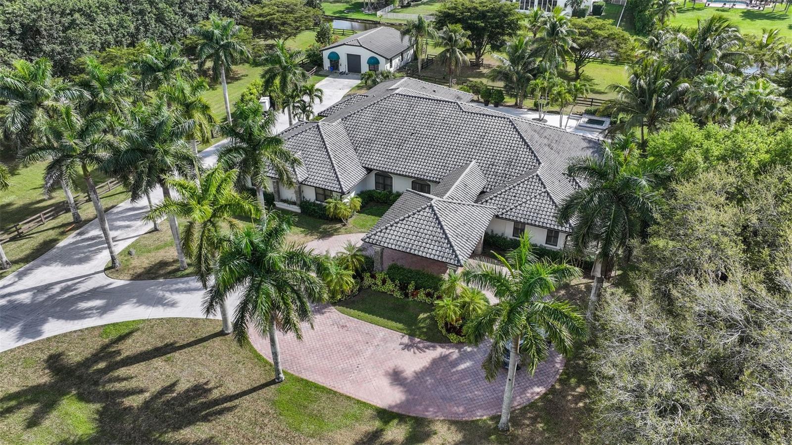 Image 82 of 97 For 10630 El Caballo Court