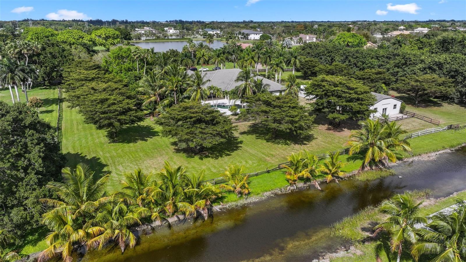 Image 90 of 97 For 10630 El Caballo Court