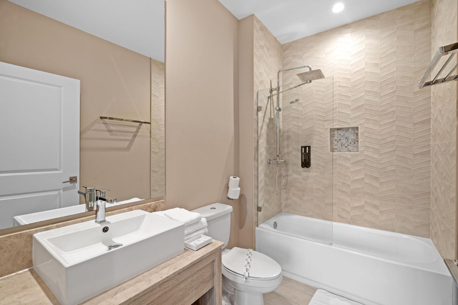 Image 12 of 24 For 3092 Rockefeller Way