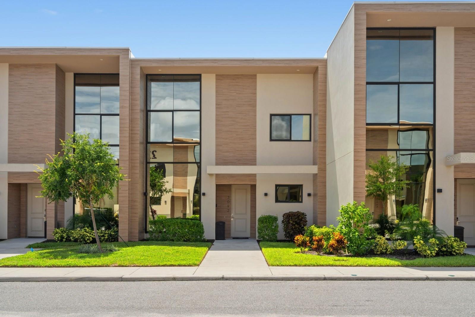 Image 21 of 24 For 3092 Rockefeller Way