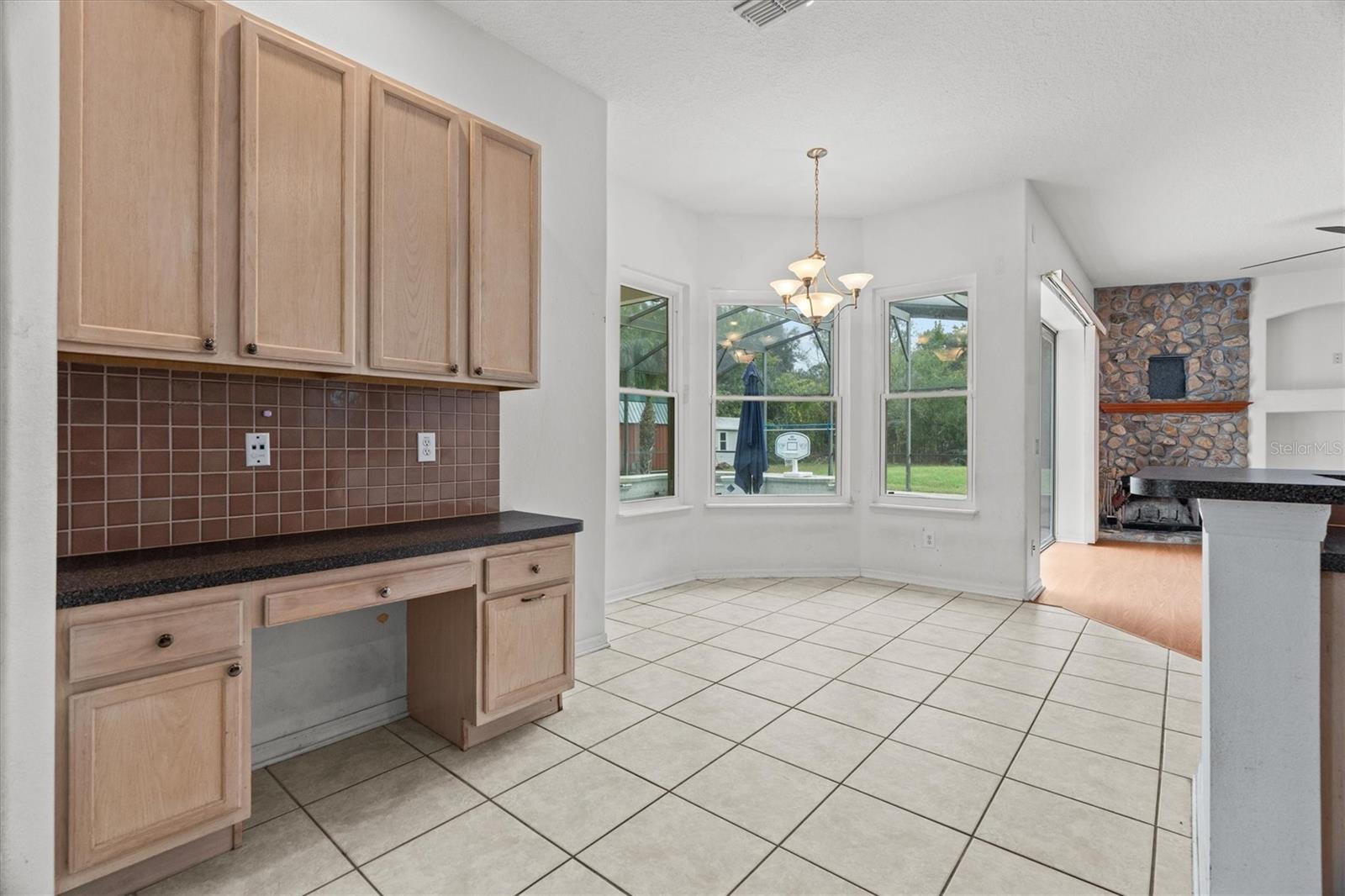 Image 12 of 51 For 20744 Sheldon Street