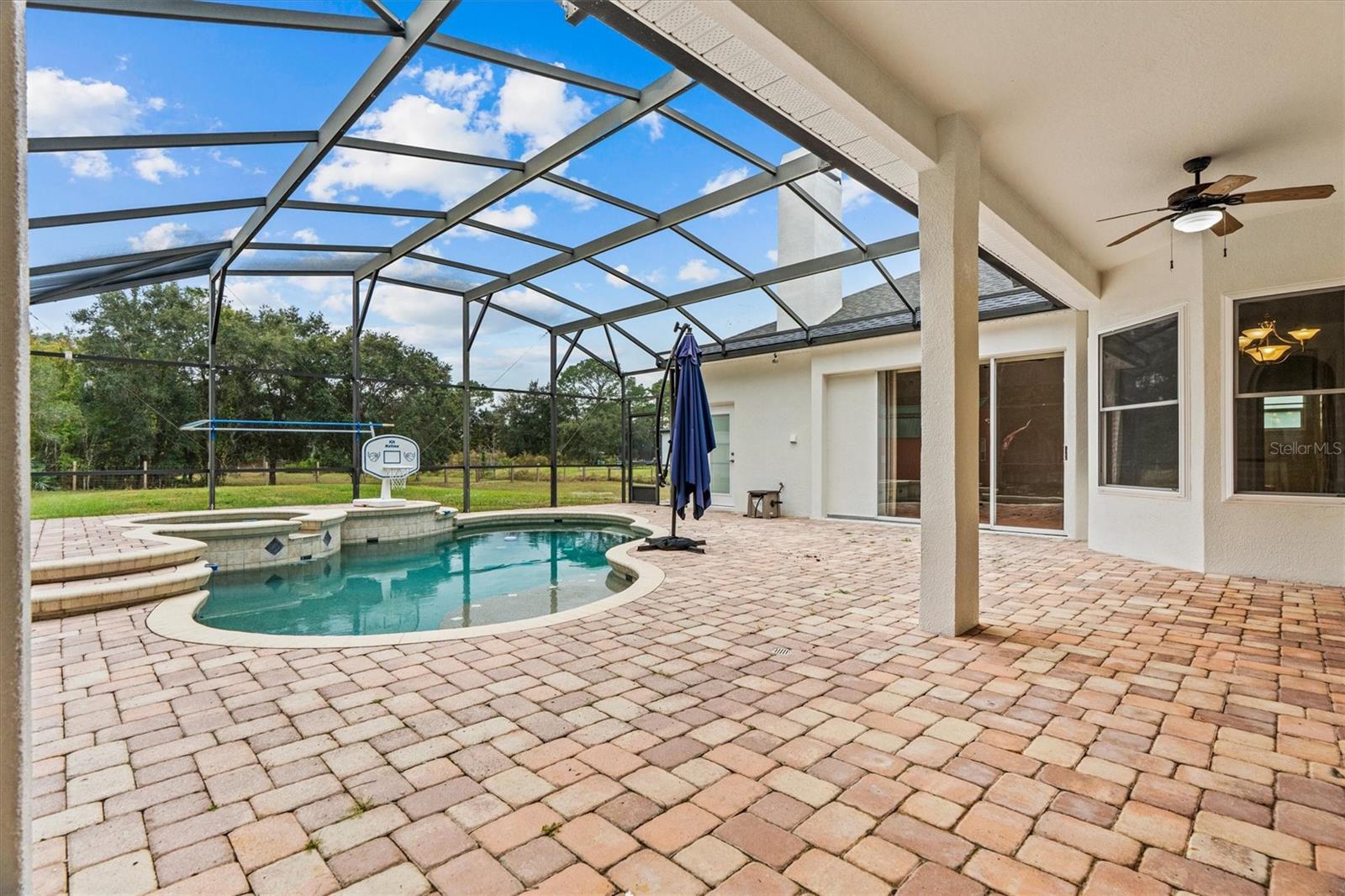 Image 28 of 51 For 20744 Sheldon Street