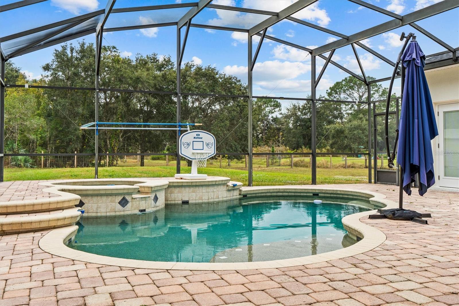 Image 29 of 51 For 20744 Sheldon Street