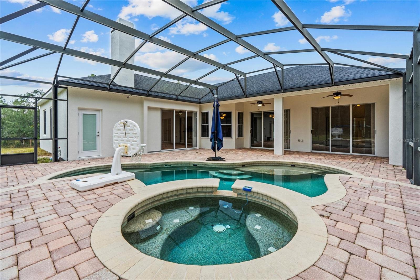 Image 31 of 51 For 20744 Sheldon Street