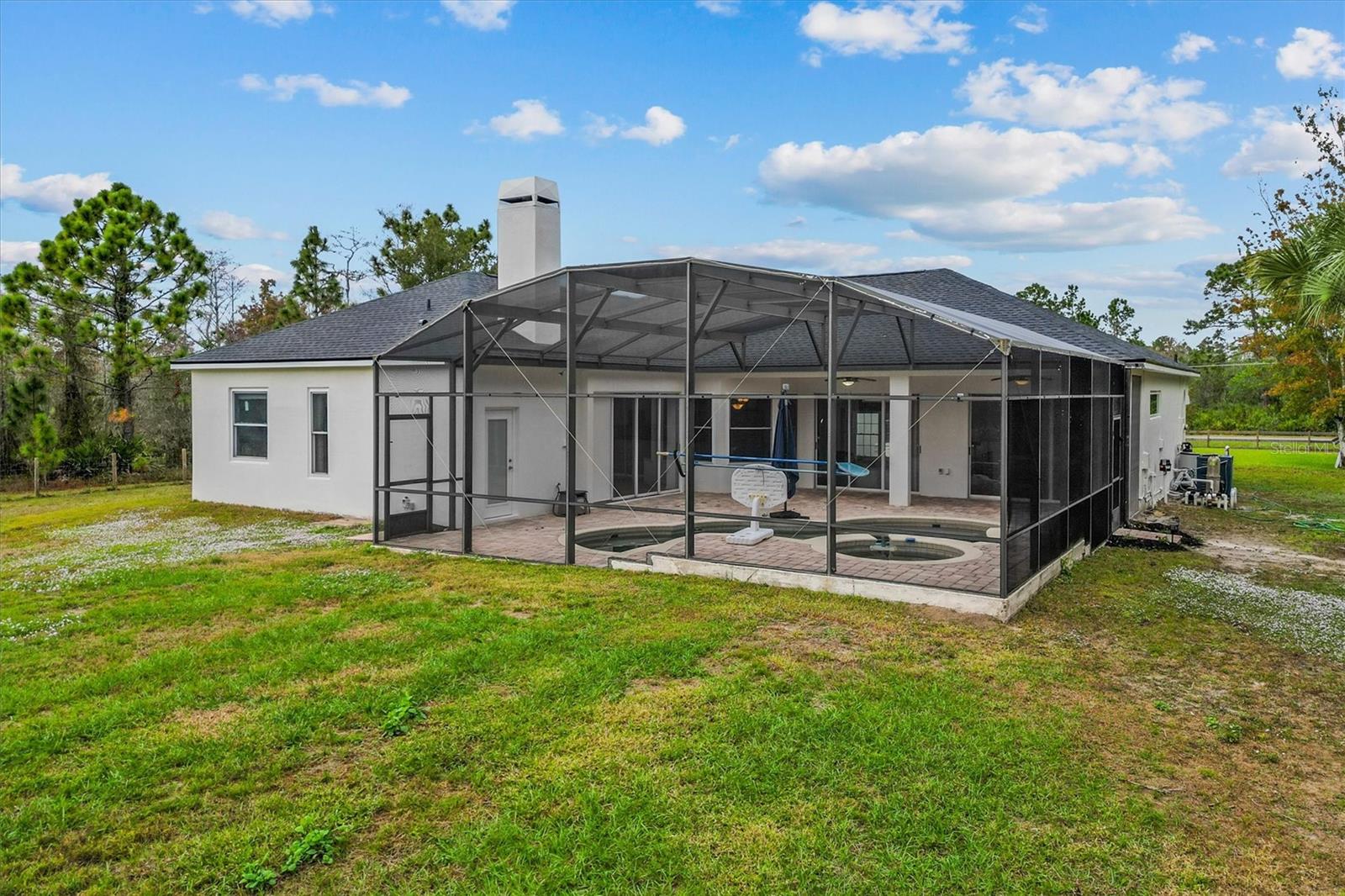 Image 33 of 51 For 20744 Sheldon Street