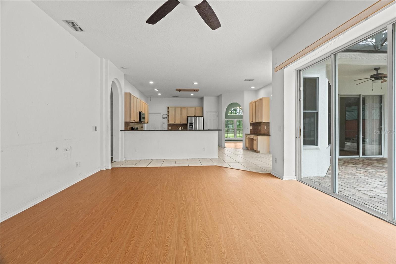 Image 37 of 51 For 20744 Sheldon Street