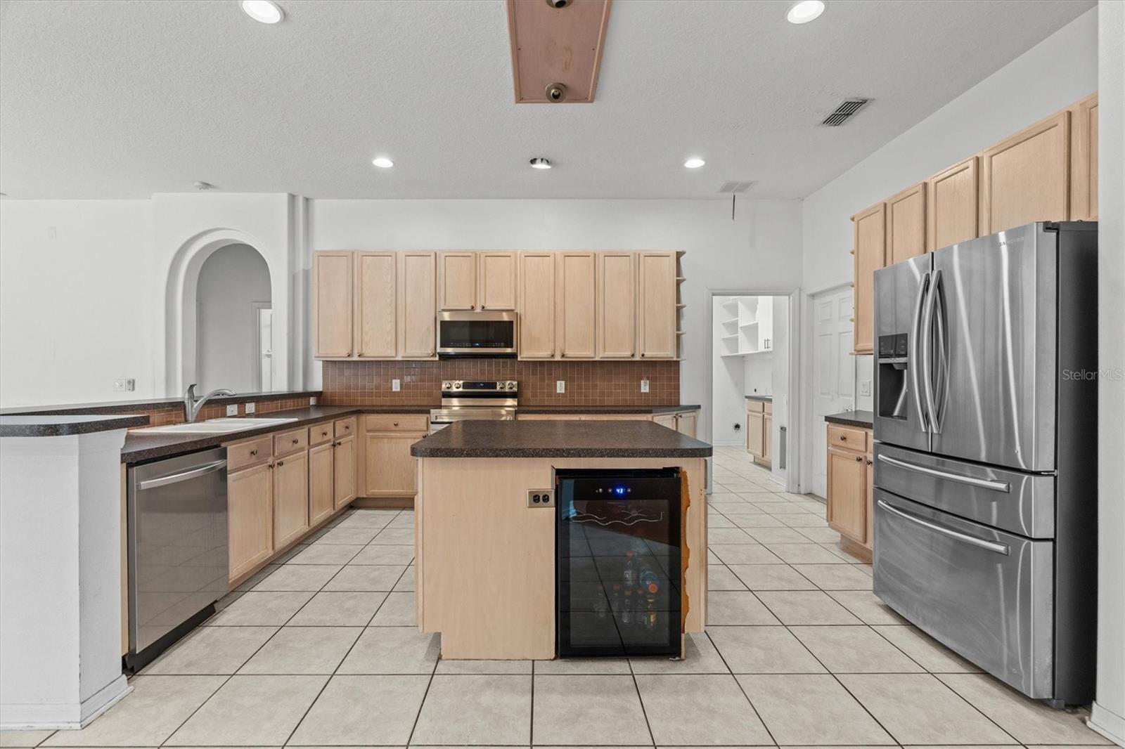 Image 9 of 51 For 20744 Sheldon Street