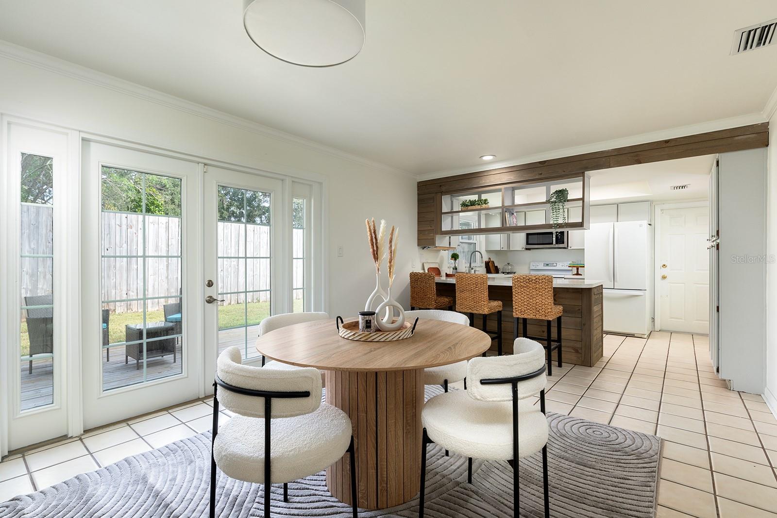 Image 12 of 30 For 3201 Lake Margaret Drive