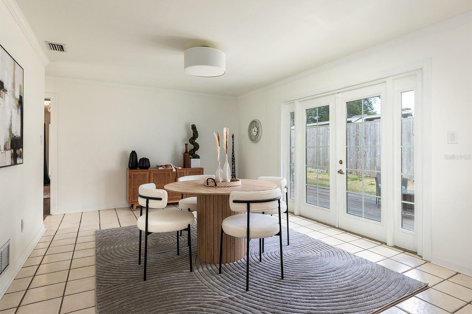 Image 14 of 30 For 3201 Lake Margaret Drive