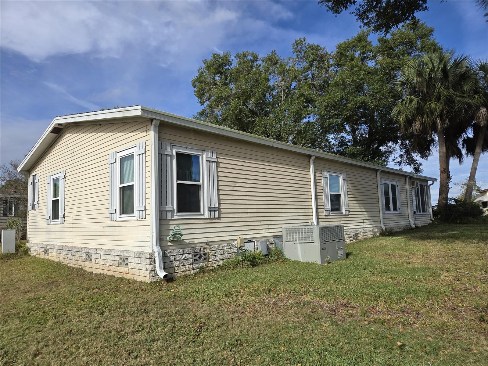 Image 5 of 32 For 3740 Citrus Circle 709