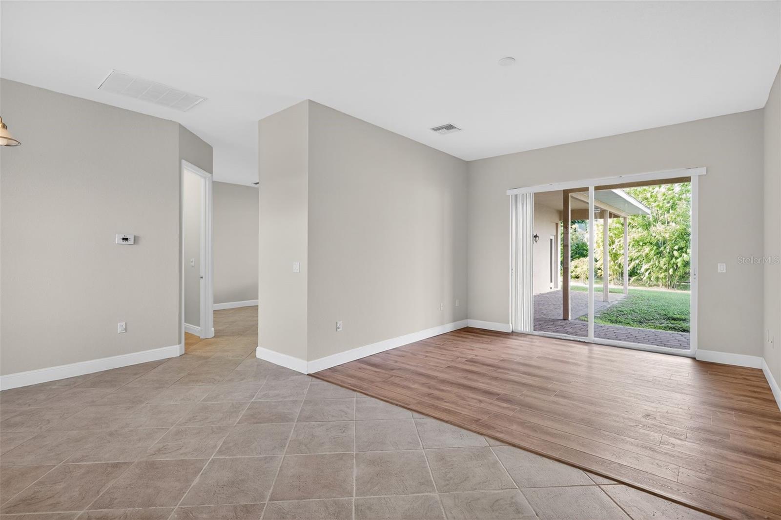 Image 11 of 35 For 1216 Heavitree Court