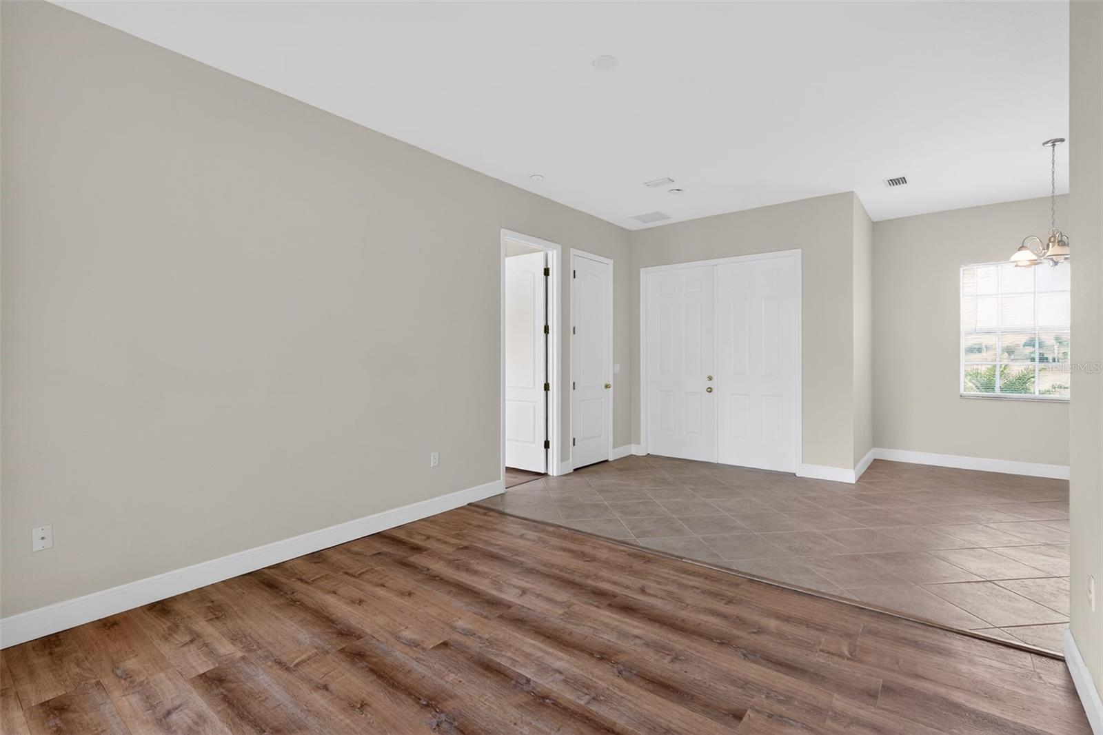 Image 12 of 35 For 1216 Heavitree Court