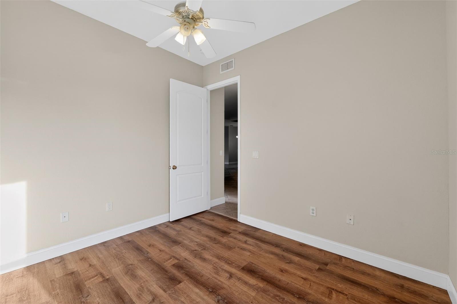 Image 8 of 35 For 1216 Heavitree Court