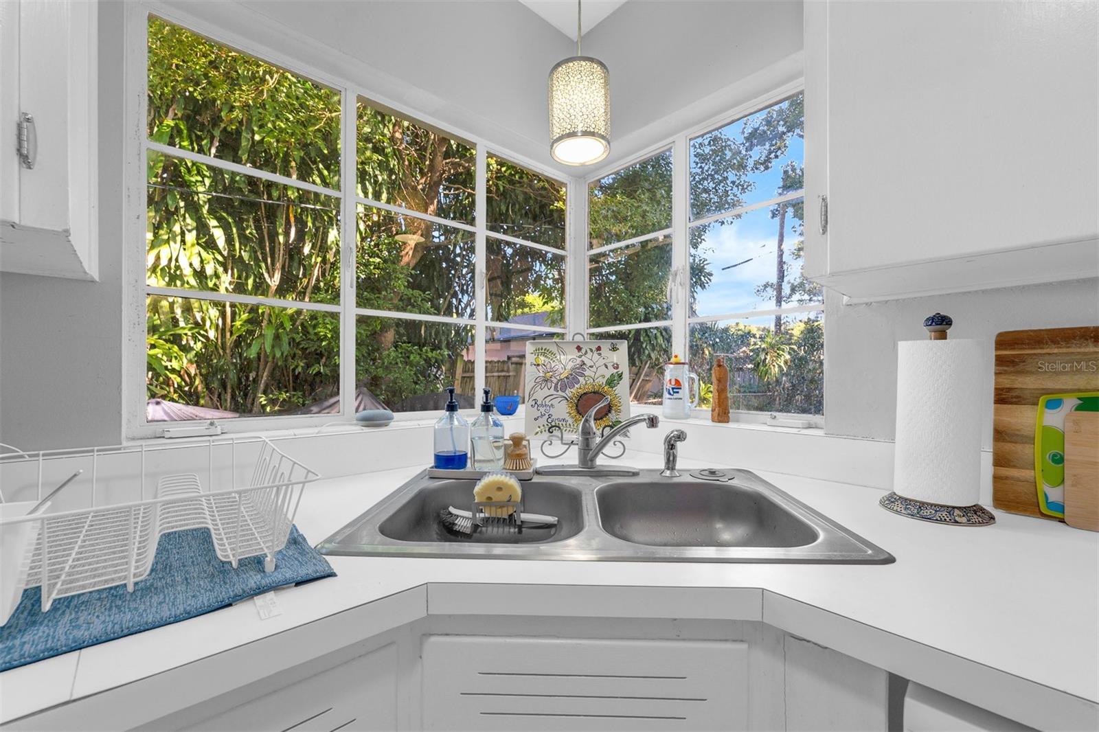 Image 11 of 17 For 109 Brown Avenue