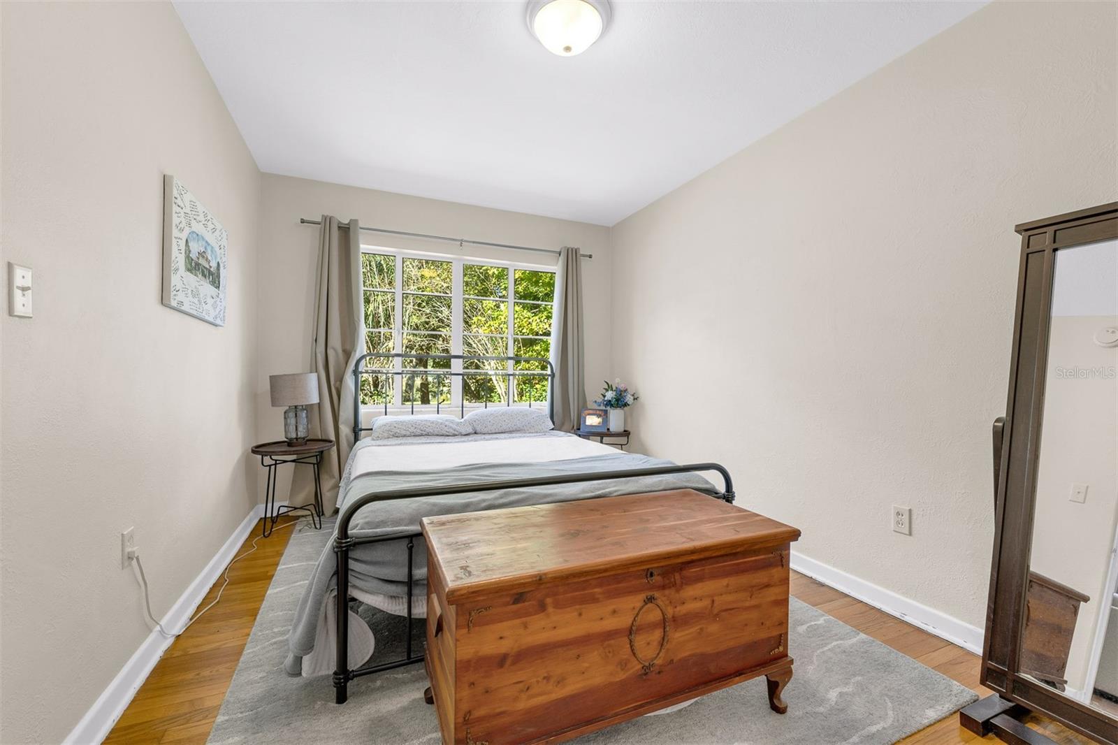 Image 14 of 17 For 109 Brown Avenue