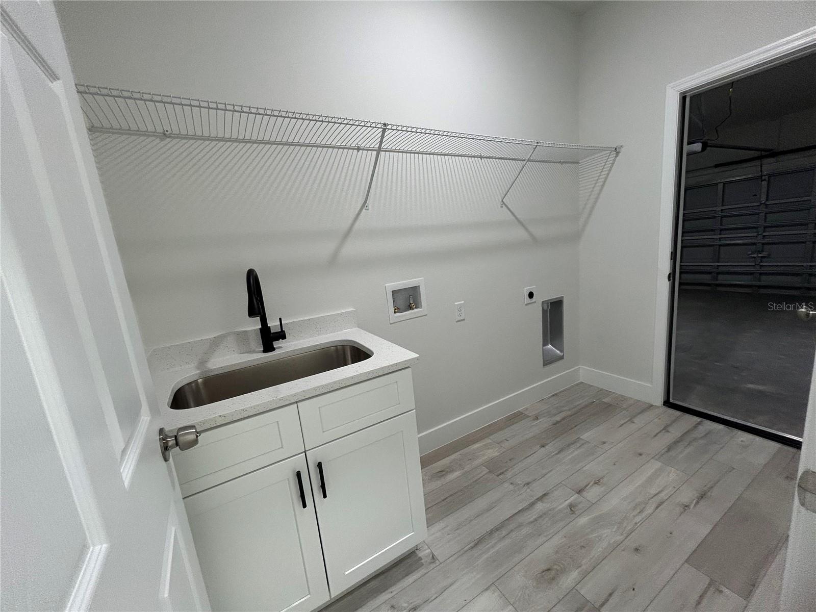 Image 12 of 13 For 2097 Hampshire Boulevard