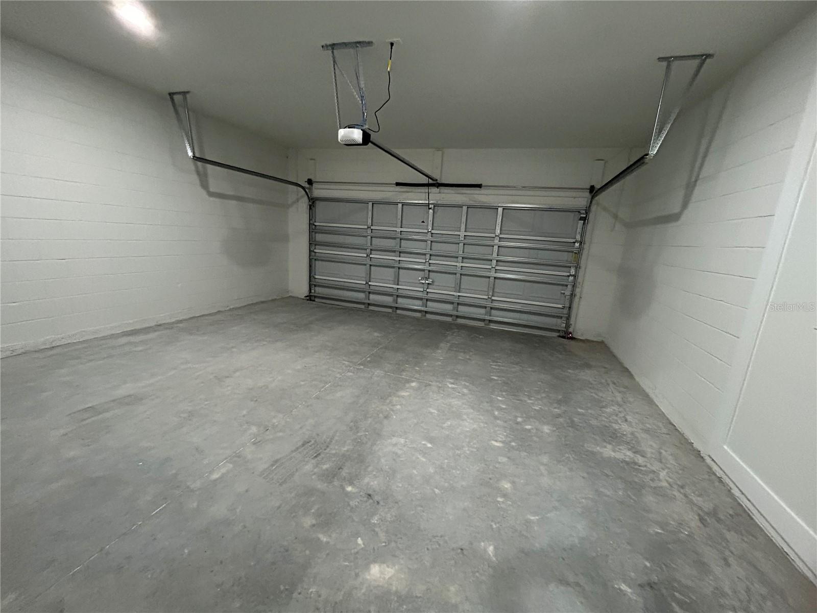 Image 13 of 13 For 2097 Hampshire Boulevard