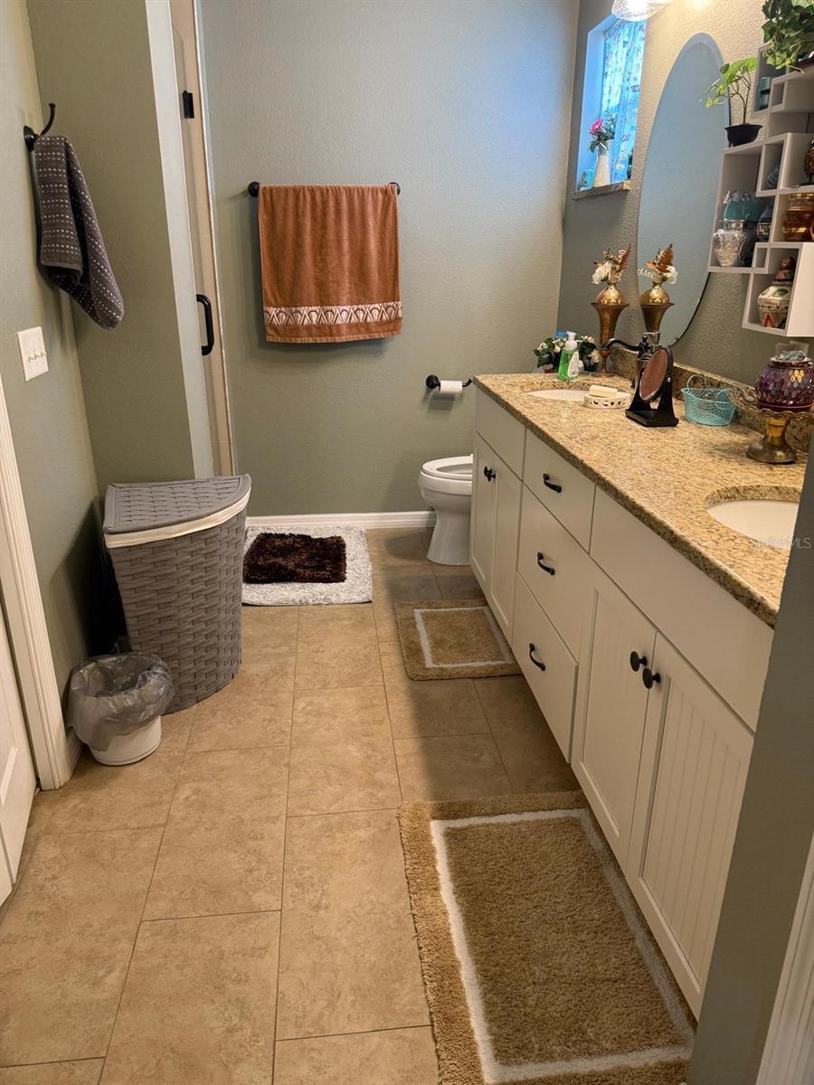 Image 16 of 22 For 1019 Robin Lane